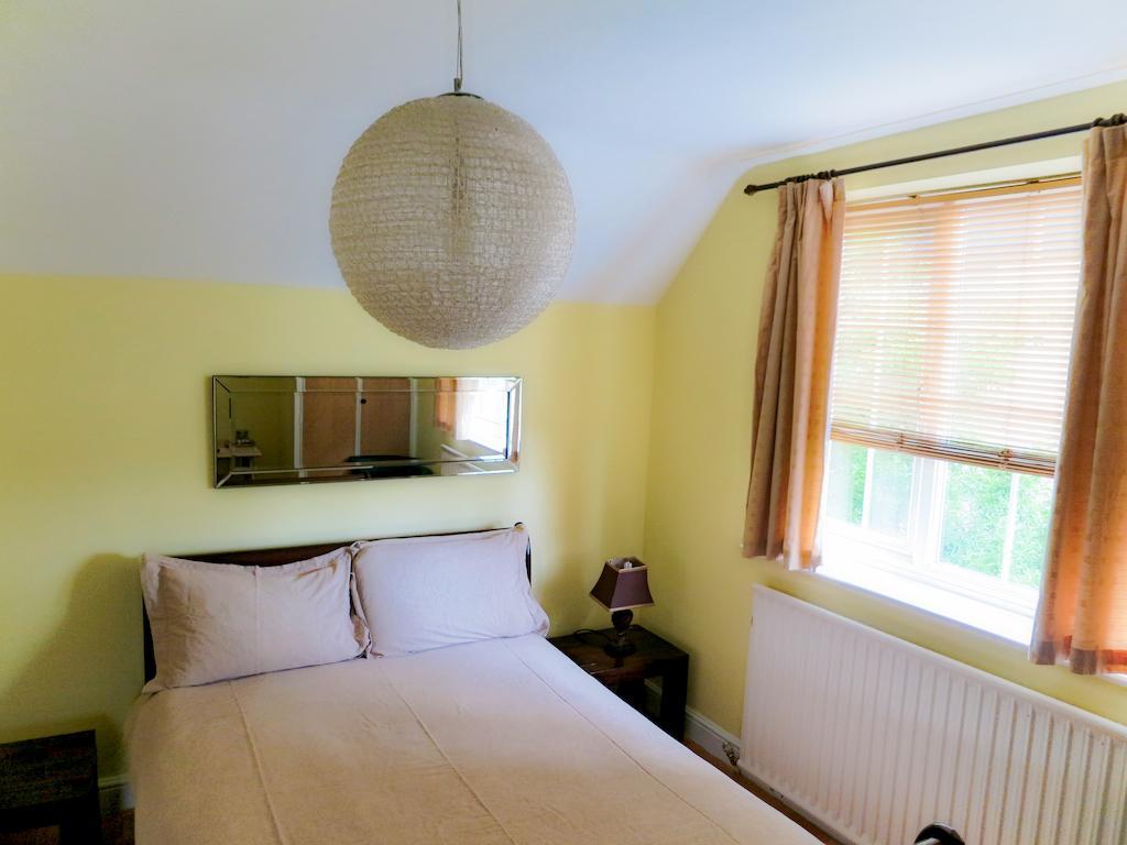 Angel View Bed & Breakfast Guildford Room photo