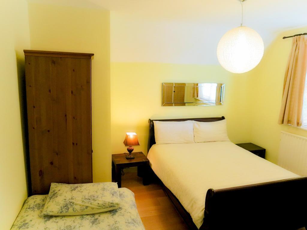 Angel View Bed & Breakfast Guildford Room photo